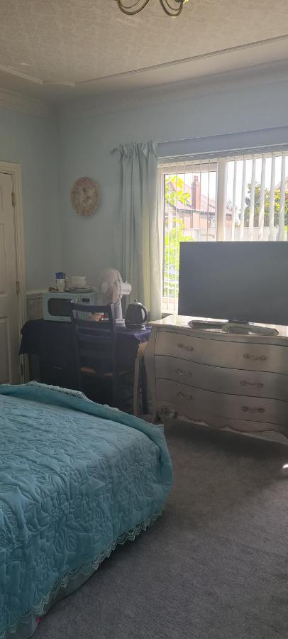 Parc Lodge Guesthouse Bridgend  Εξωτερικό φωτογραφία