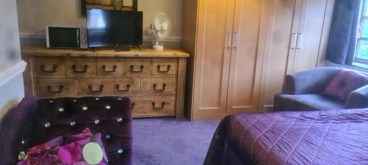 Parc Lodge Guesthouse Bridgend  Εξωτερικό φωτογραφία