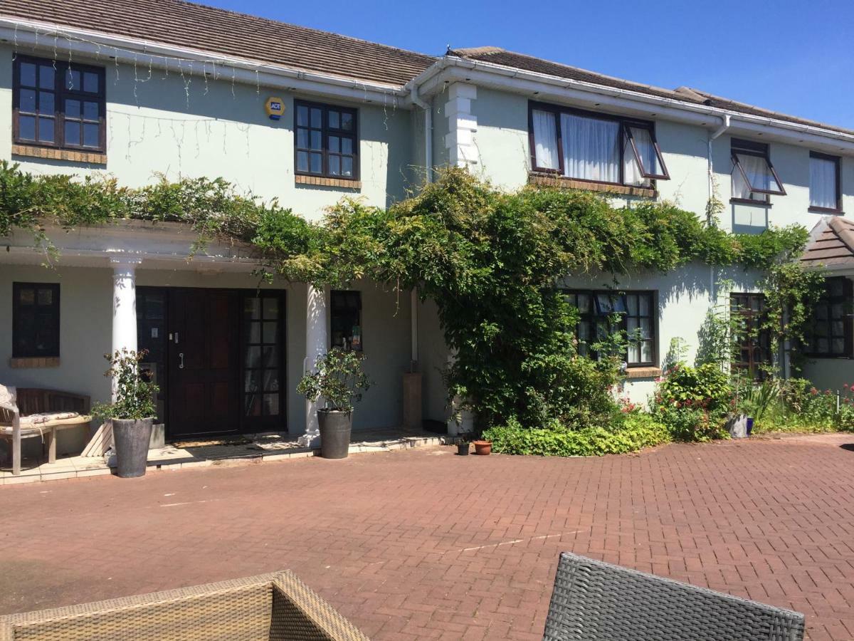 Parc Lodge Guesthouse Bridgend  Εξωτερικό φωτογραφία