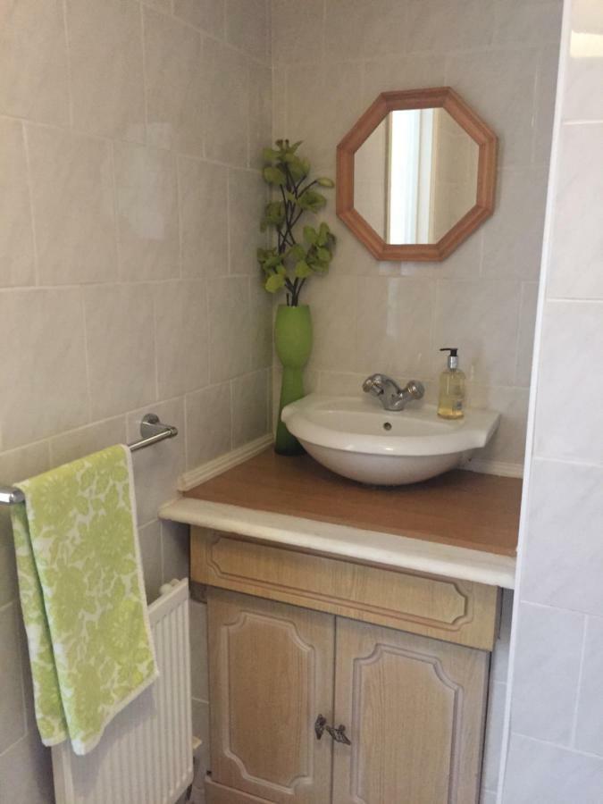 Parc Lodge Guesthouse Bridgend  Εξωτερικό φωτογραφία